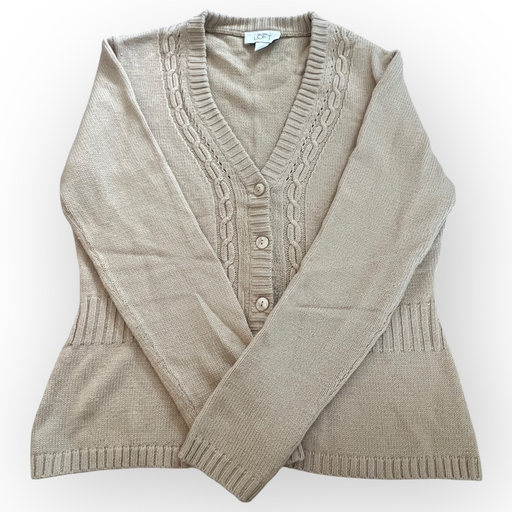Ann Taylor LOFT Beige Wool Blend Cable Knit Button Cardigan –‎ Size M – 57% Wool
